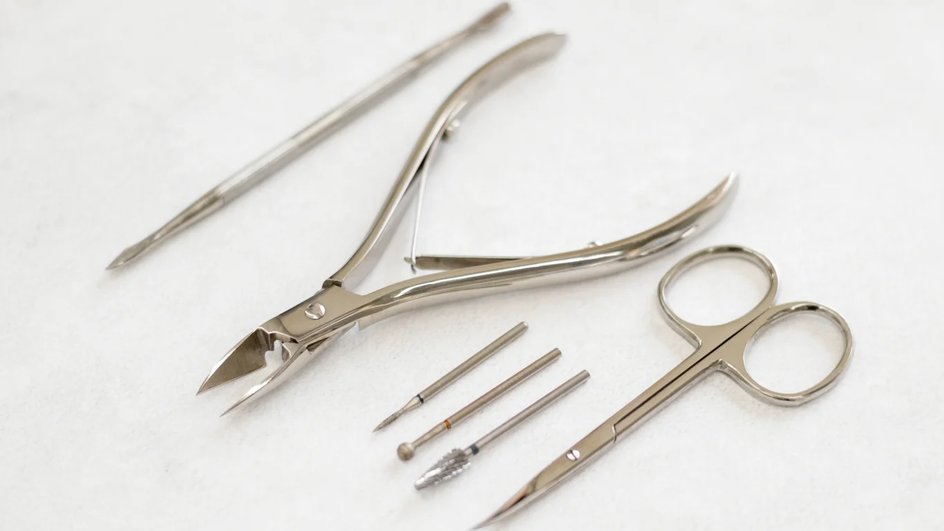 Nail Instruments